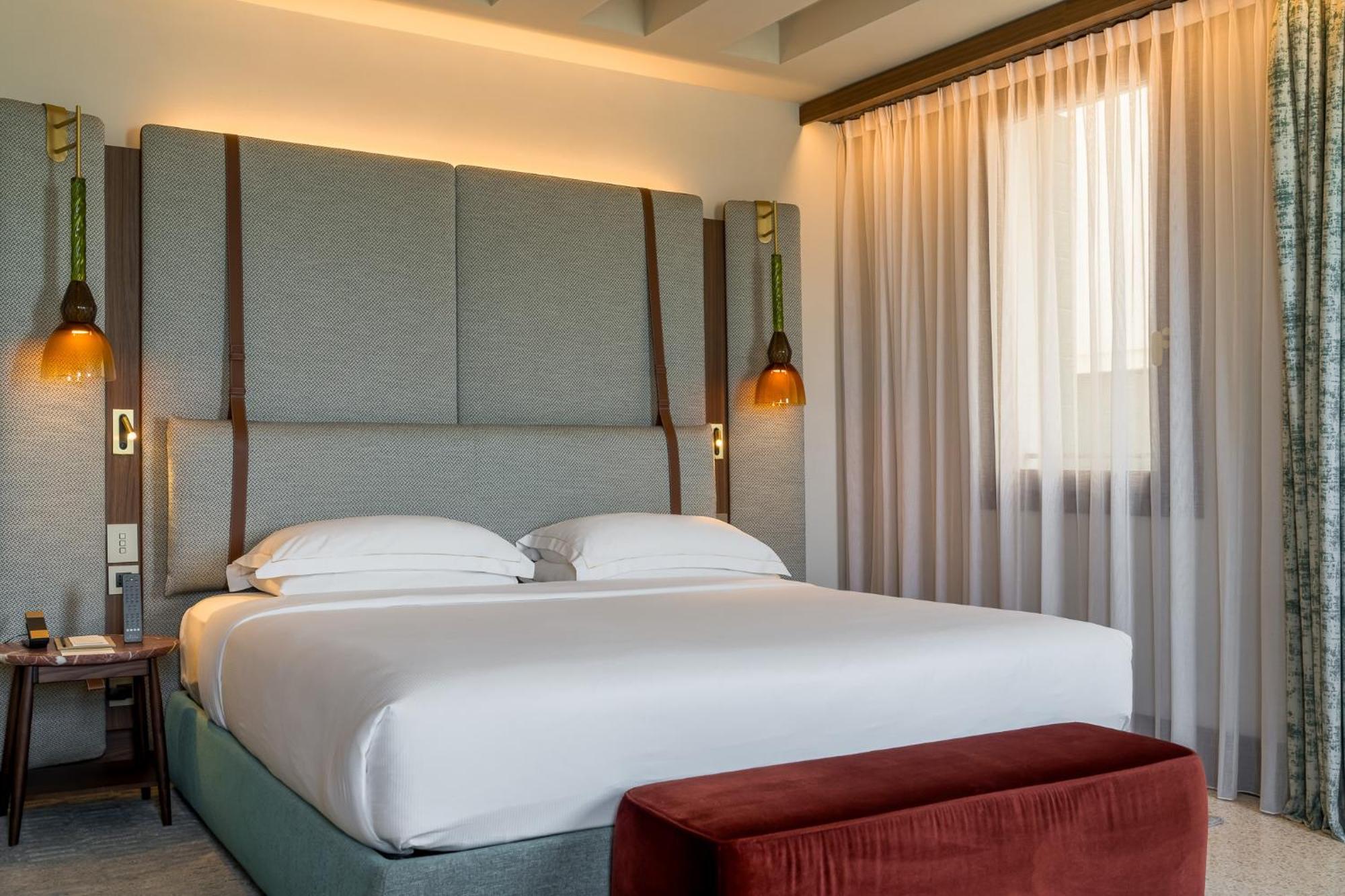 Ca'Di Dio-Small Luxury Hotel Velence Kültér fotó A bedroom at the hotel